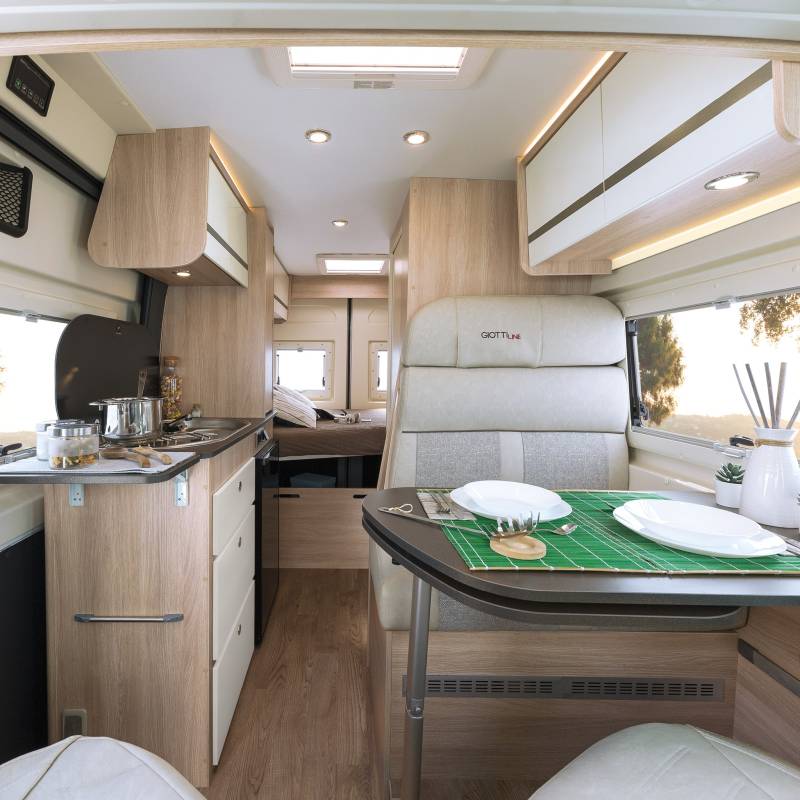 scs-camper-noleggio-camper-13